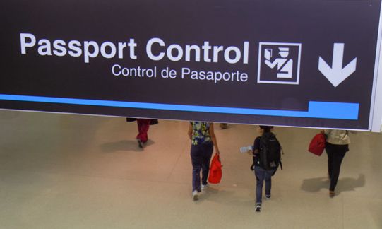 EES ve ETIAS: Schengen Bölgesi'ne giriş yapacak yolculara yönelik değişiklikler 1 yıl ertelend