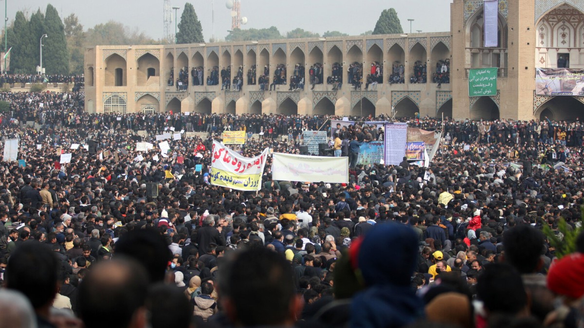 Δύο νεκροί σε διαδηλώσεις διαμαρτυρίας για τον θάνατο της 22χρονης Μάχσα Αμινί