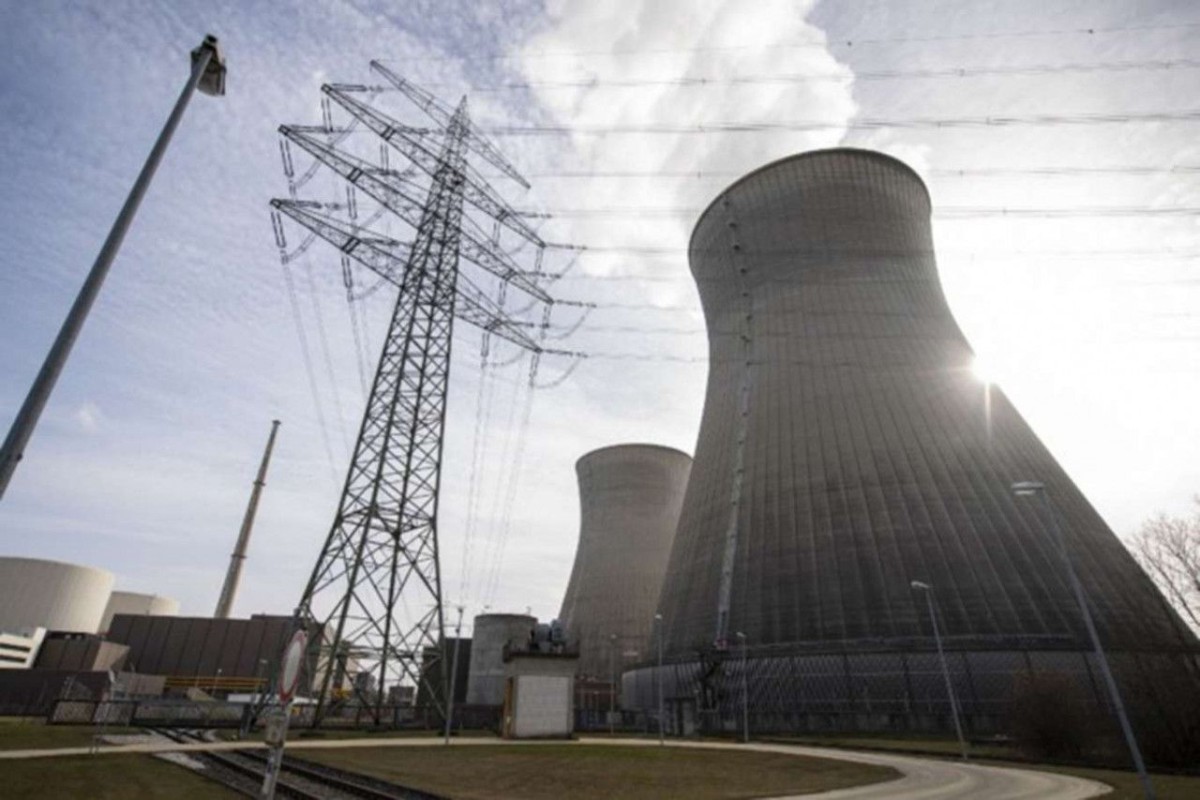 Almanya'dan geri adım, nükleer santralleri kapatmayacak