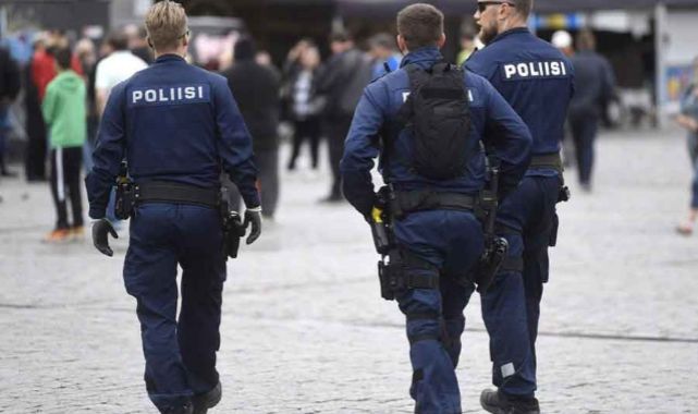 Finlandiya polisi Kur'an yakma eylemlerine izin vermeyecek 