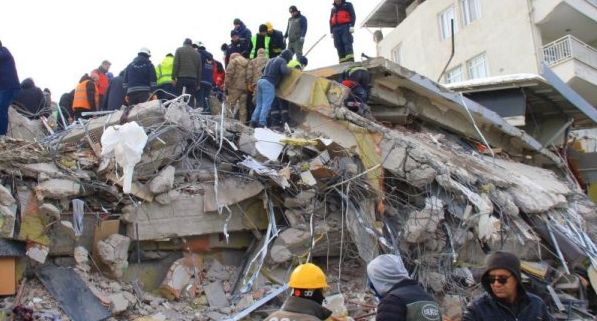 Σεισμός Τουρκία: Θρήνος χωρίς άλλα θαύματα - Σταμάτησαν οι έρευνες για επιζώντες