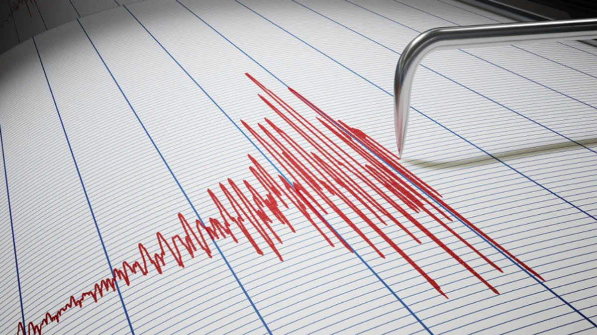 Dünya sallanmaya devam ediyor, Tacikistan'da 7,2 büyüklüğünde deprem