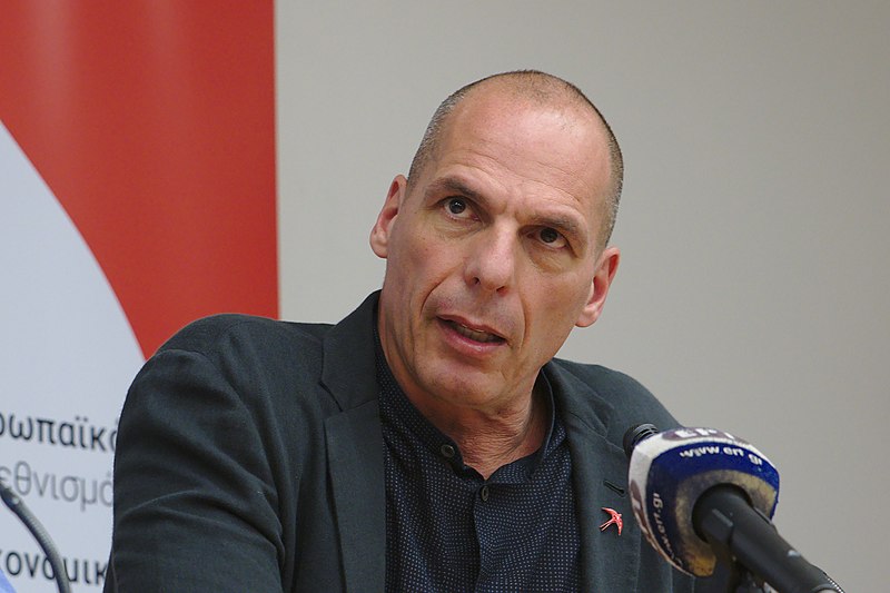  Yanis Varoufakis kimliği belirsiz kişiler tarafından saldırıya uğradı.