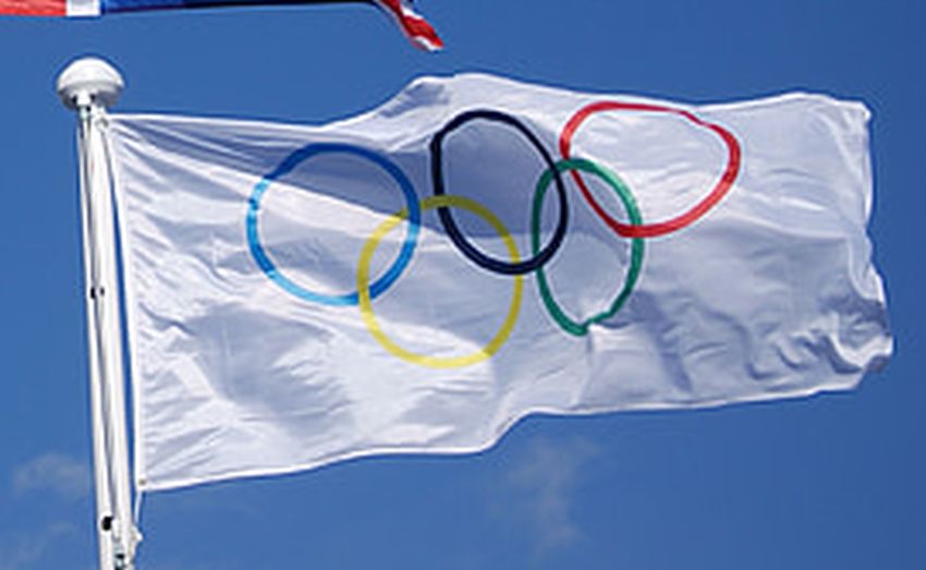 Paris Olimpiyat Komitesi’nin bürosuna baskın
