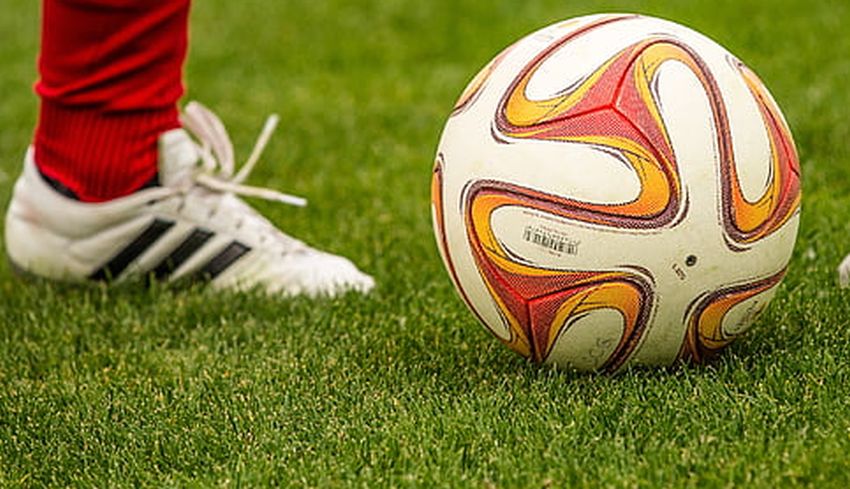 Η FIFA βγάζει από το «παιχνίδι» την ΕΠΟ