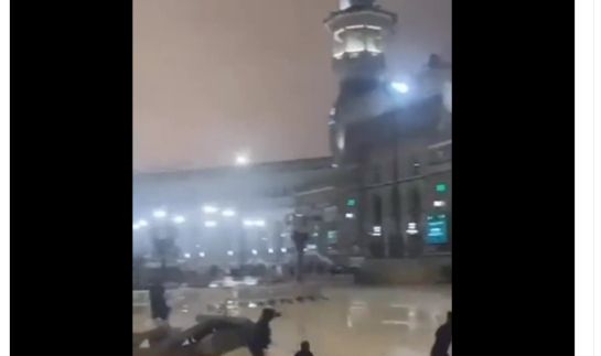Mekke'yi şiddetli yağış ve fırtına vurdu