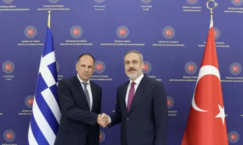 Yunan basınında Dışişleri Bakanı Yerapetritis’in Türkiye ziyareti: 'Hakan Fidan ile birlikte ilişkilerde yeni bir başlangıca imza attı'