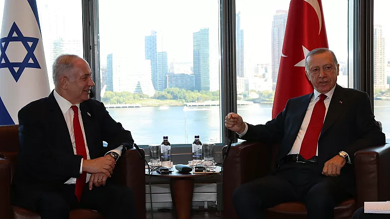Erdoğan ile Netanyahu bir araya geldi;