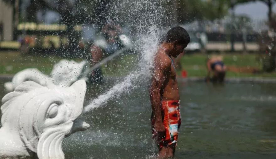 Brezilya’da ‘dayanılmaz’ sıcak hava dalgası: Rio’da 52 derece hissedildi, 3 bin kentte kırmızı alarm verildi
