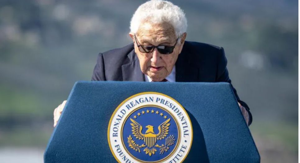 Henry Kissinger: Tartışmalı Nobel Barış Ödülü sahibi eski ABD Dışişleri Bakanı hayatını kaybetti