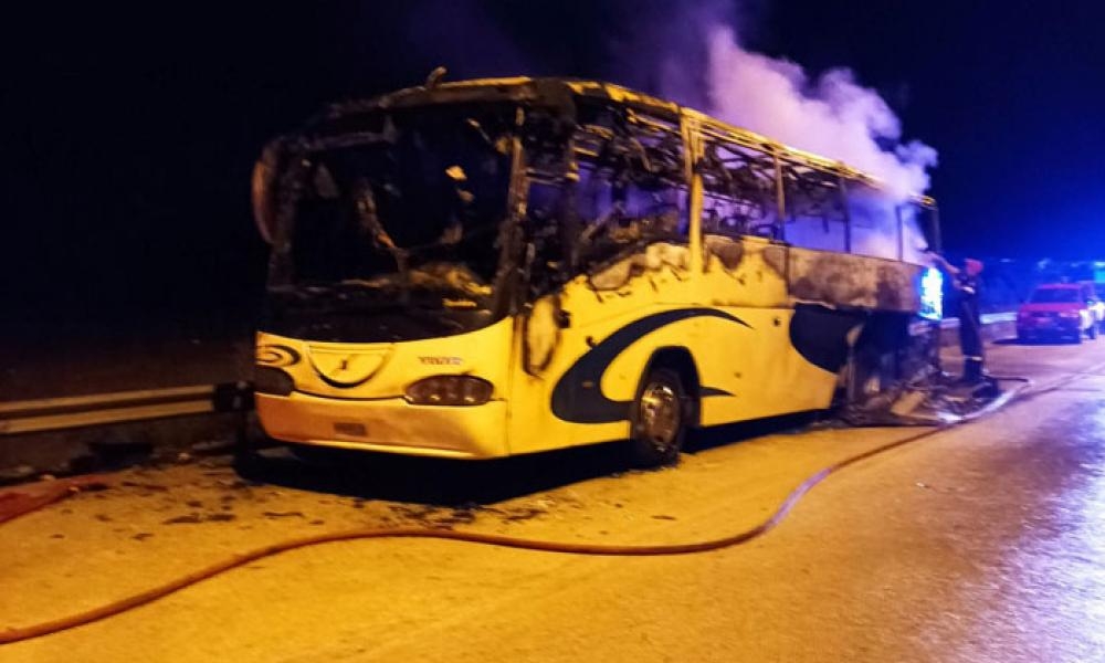 Egnatia Otoyolu'nda otobüste yangın çıktı