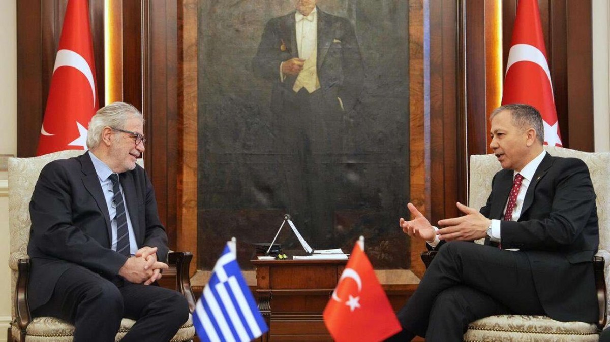 Yunanistan Denizcilik ve Ada Politikaları Bakanı Stylianidis Ankara'da